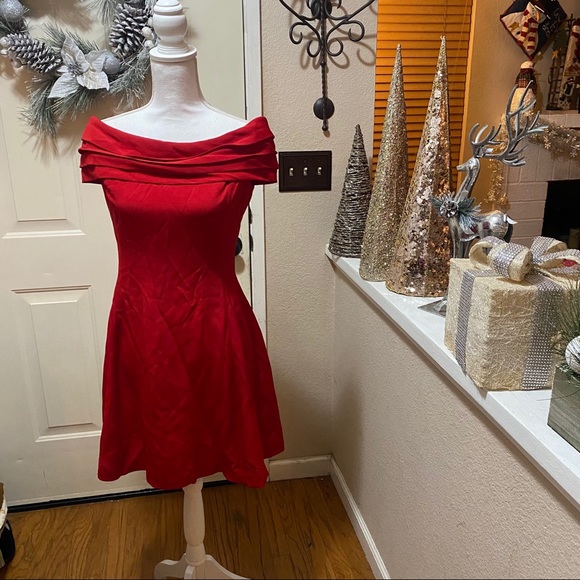 Vintage Burgundy Ann Taylor Tahari Vintage Midi - Picture 10 of 12